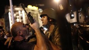 Erdoğan Kendi Askeri Darbesini mi Yaptı?