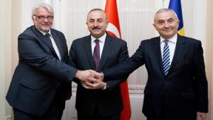 NATO DOĞU KANADINDA YENİ ÜÇLÜ