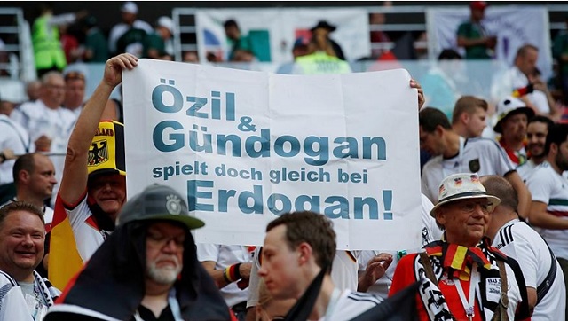Almanya’nın Türk Süper Starı “Erdogate”