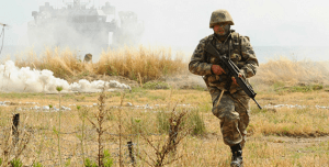 Türk Askeri Her Zaman Olduğu Gibi Yine En Önde