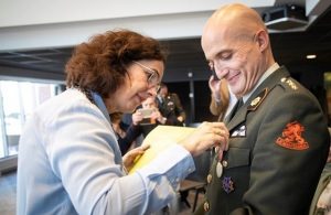 Türk Asıllı Kahraman Subay