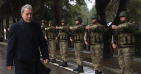 Hulusi Akar kendi ekibini kuruyor